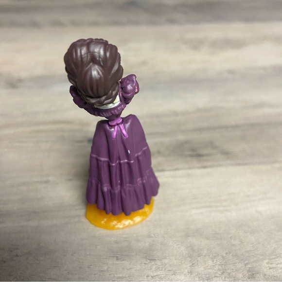 Disney Pixar Coco Mama Imelda 3.75" Figure Cake Topper Collectible Movie Kids. - Picture 3 of 5